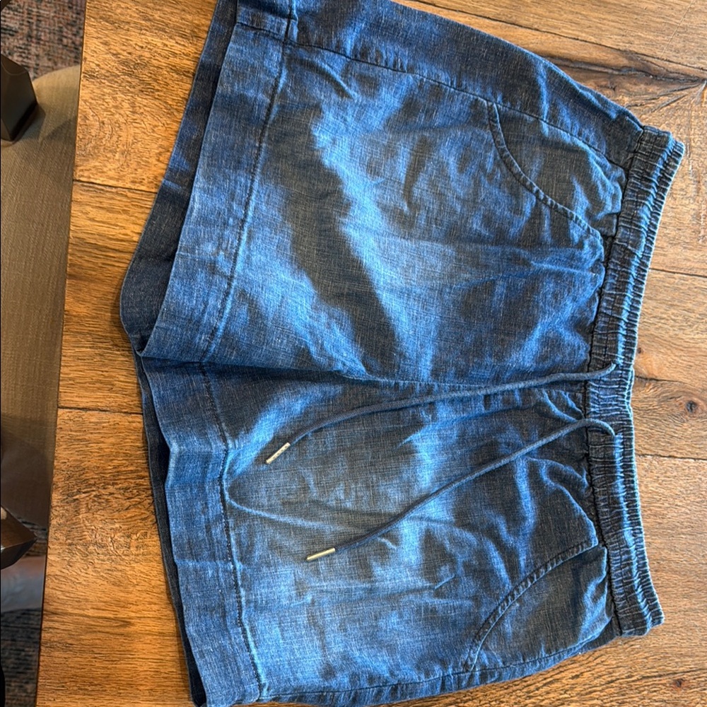 Evereve Drawstring Shorts